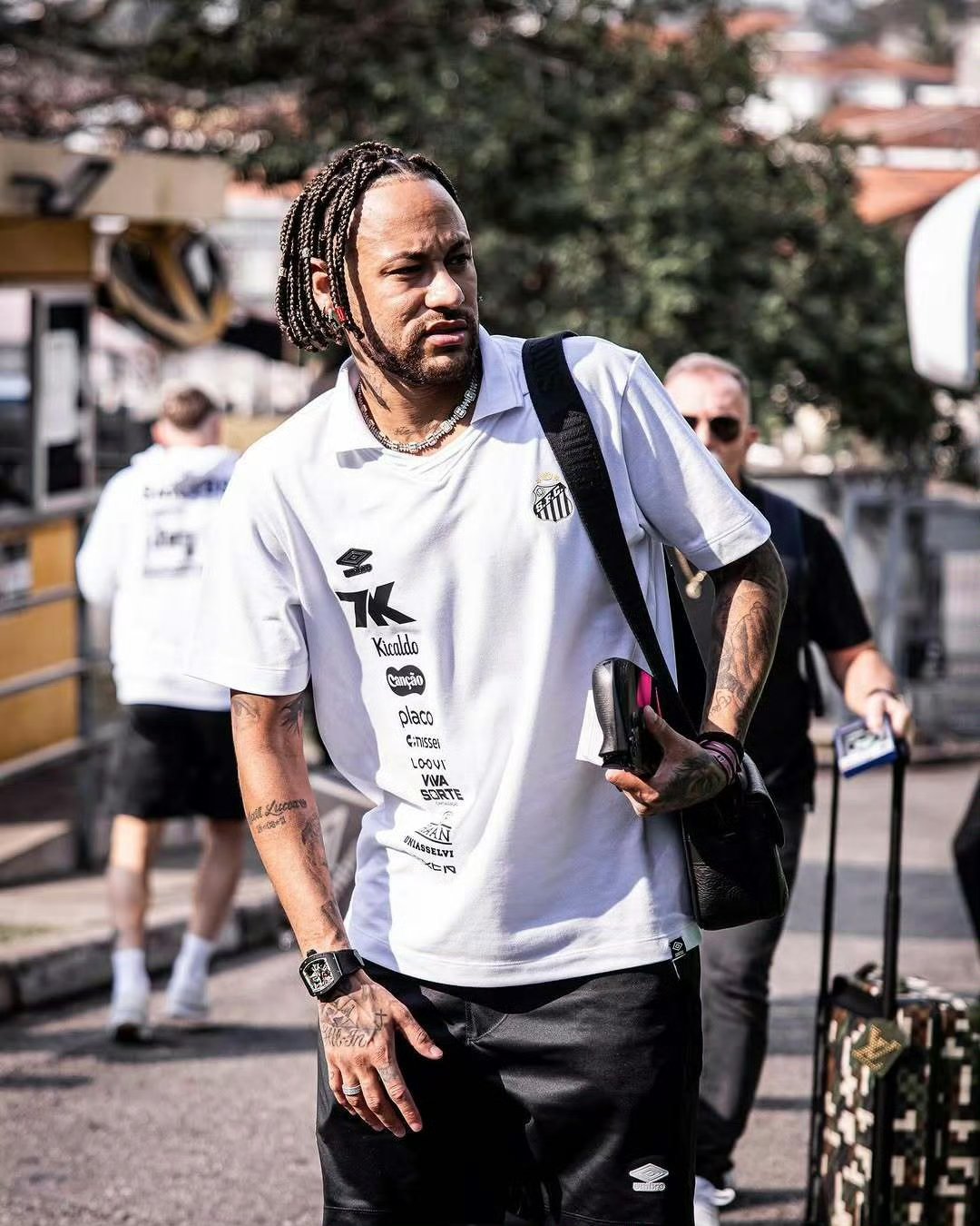 开云官方app入口-罗马爆冷尤文，内马尔完成帽子戏法的简单介绍