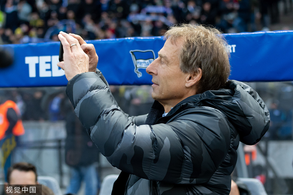 法兰克福遭遇连败,降至中游位置的简单介绍 法兰克福遭遇连败,降至中游位置的简单介绍