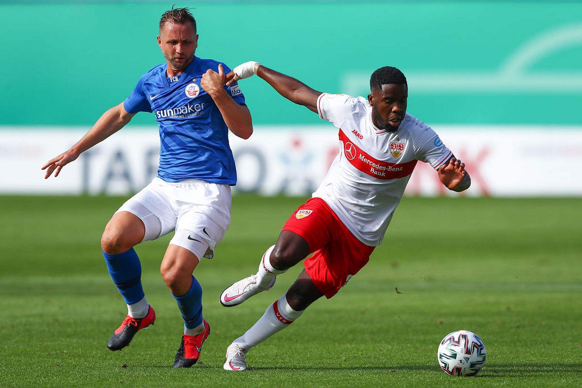 莱比锡红牛爆冷利物浦，孙兴慜统治全场