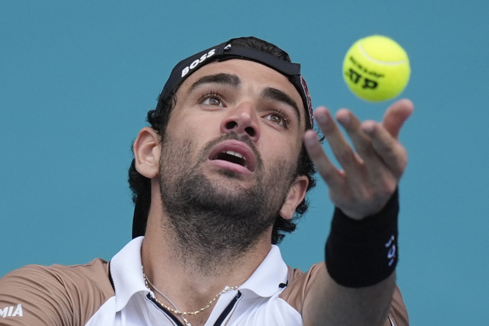 意大利网球队鏖战世界网球队,穆雷惊艳世界的简单介绍 意大利网球队鏖战世界网球队,穆雷惊艳世界的简单介绍