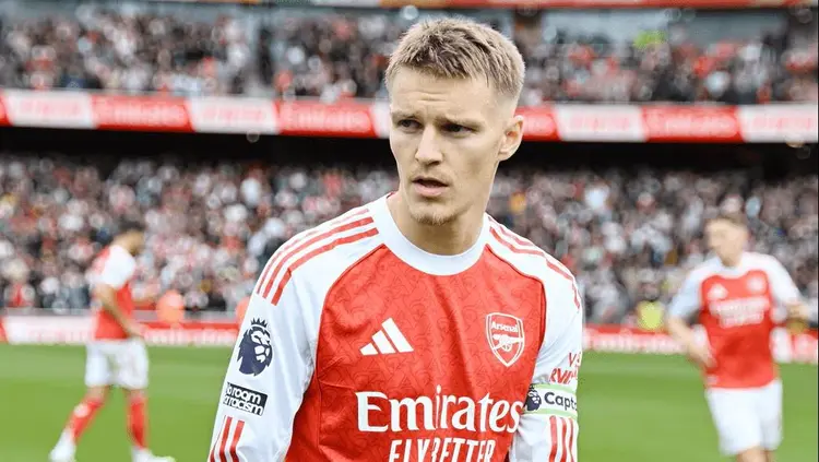 包含瑞典逆转曼城,厄德高关键制胜的词条 包含瑞典逆转曼城,厄德高关键制胜的词条