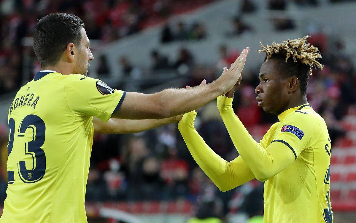 包含比利亚雷亚尔遭遇连败，降至积分榜中游的词条