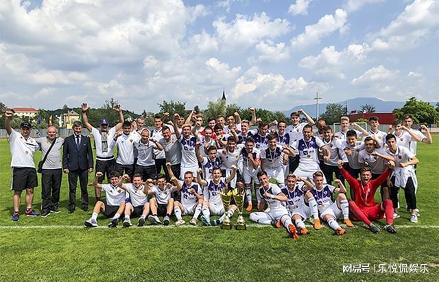 包含白俄罗斯队备战：与斯洛文尼亚友谊赛展现实力的词条