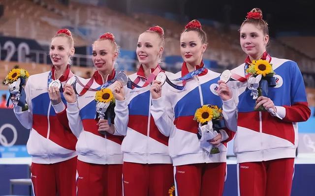 俄罗斯体操队表现出色，取得优异成绩