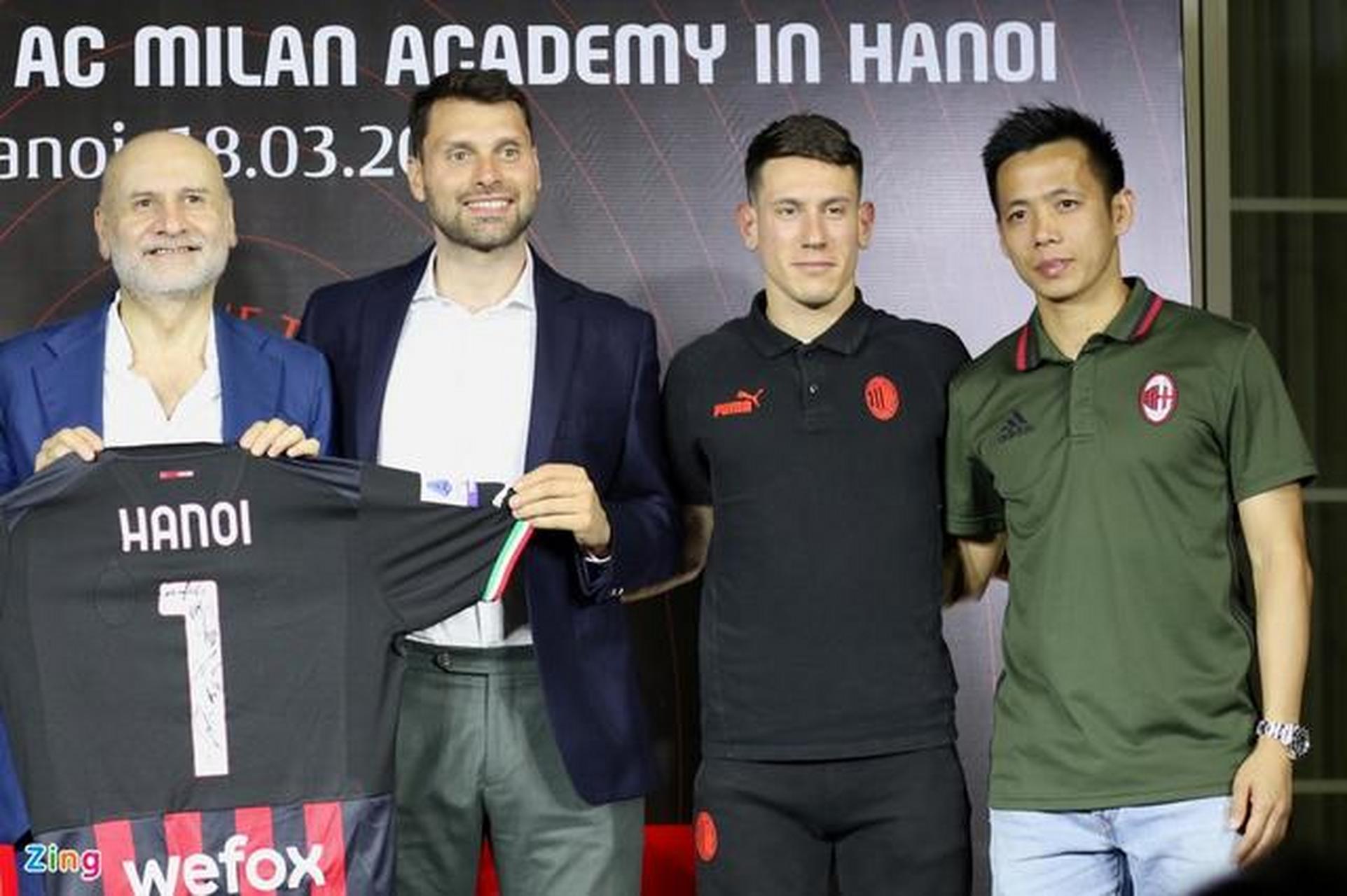 AC米兰青训营选拨出潜力新星，青年队实力提升的简单介绍