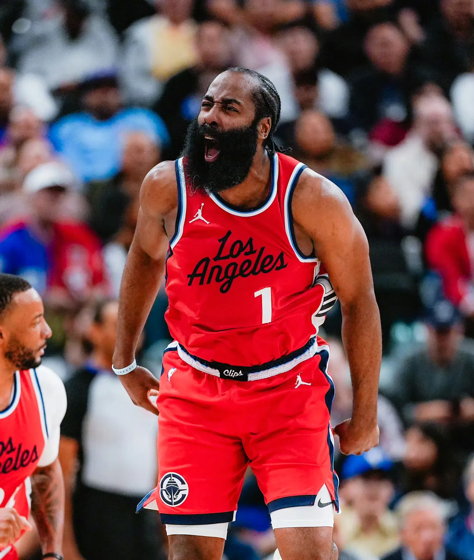 爵士翻盘步行者，哈登爆发神勇的简单介绍